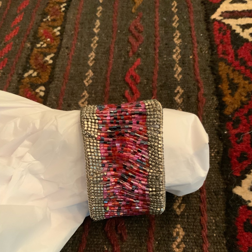 Cuff bracelet beaded